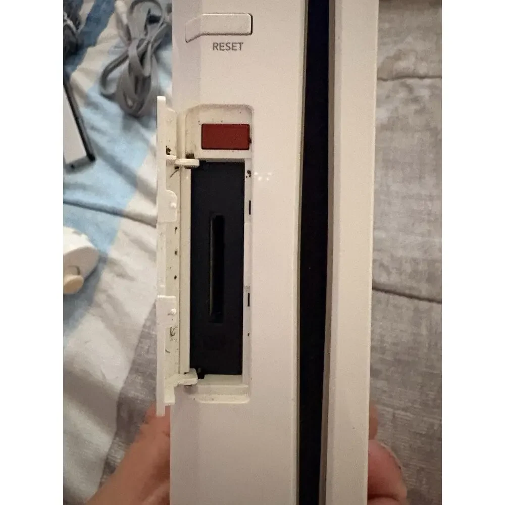 Nintendo Wii Console With everything shown in the photos